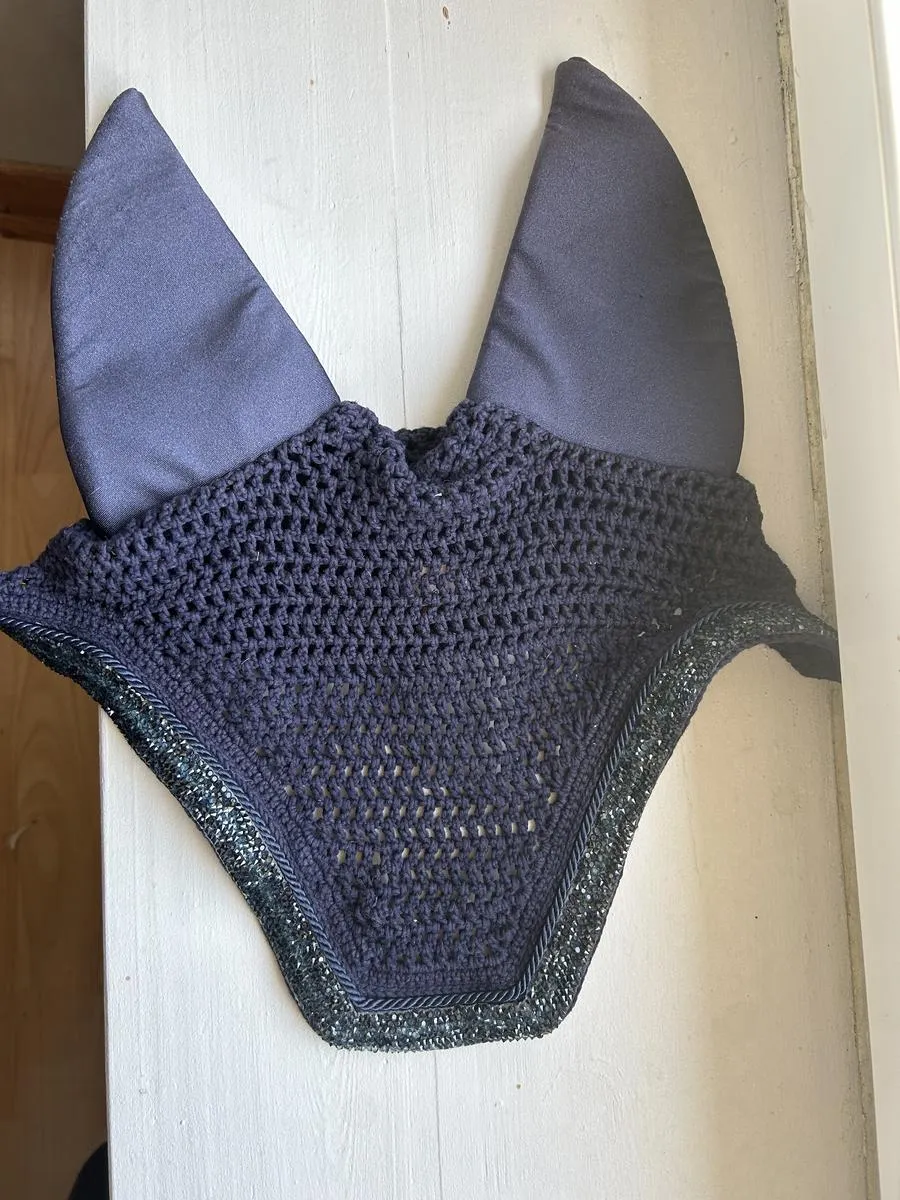 Bonnet Kentucky bleu marine strass