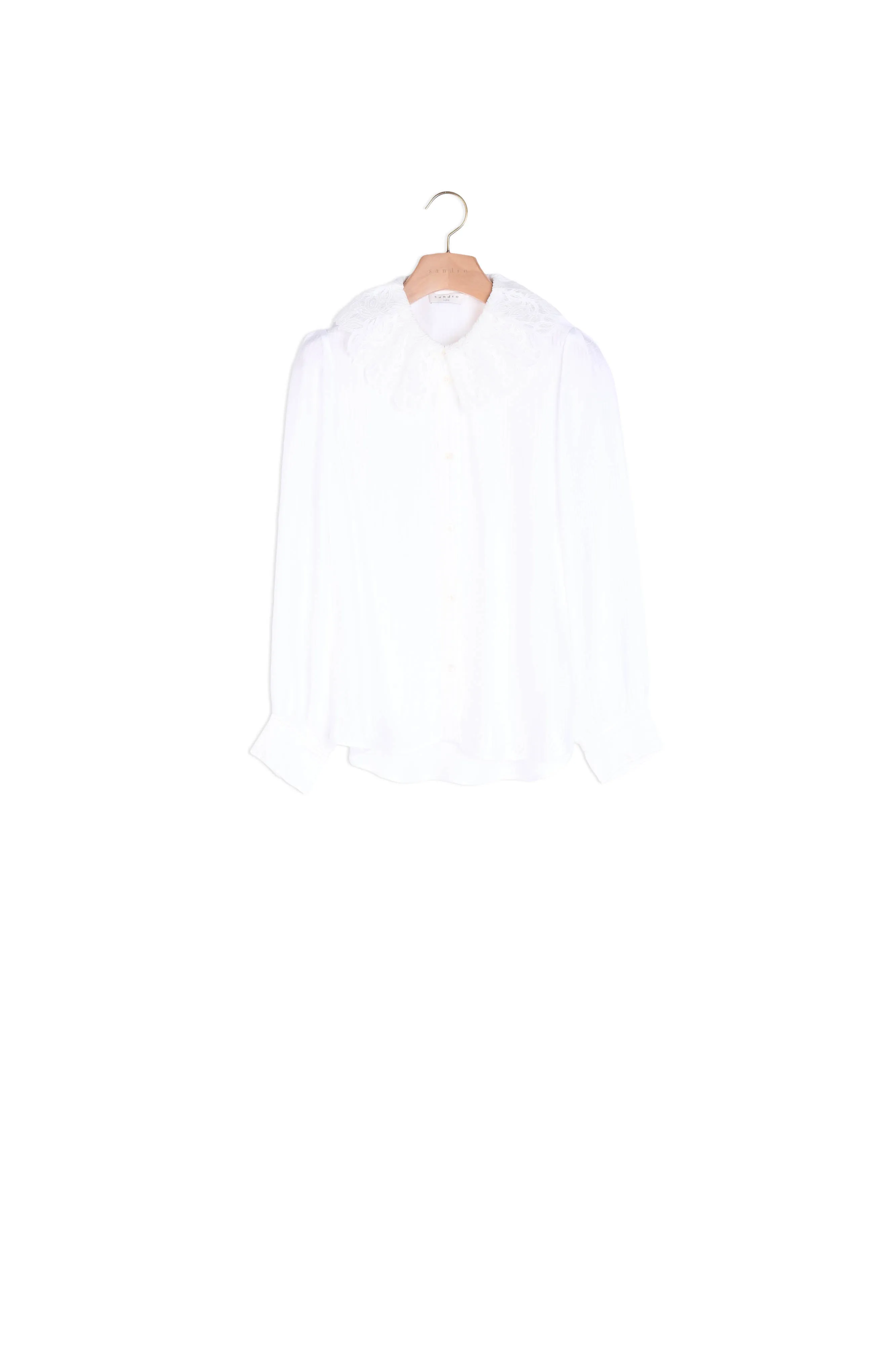 Chemise avec collerette en dentelle