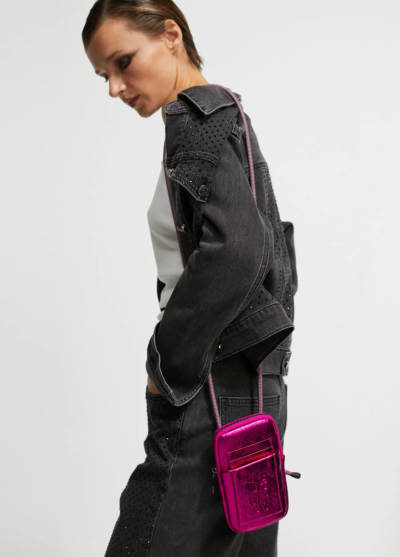Pochette pour téléphone métallisée